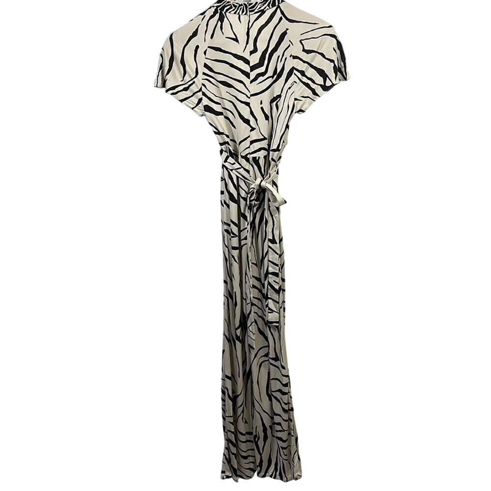 ELIE TAHARI Women’s Y2K Short Sleeve Zebra Print Jumpsuit Cream/Black Size XS - Picture 6 of 11